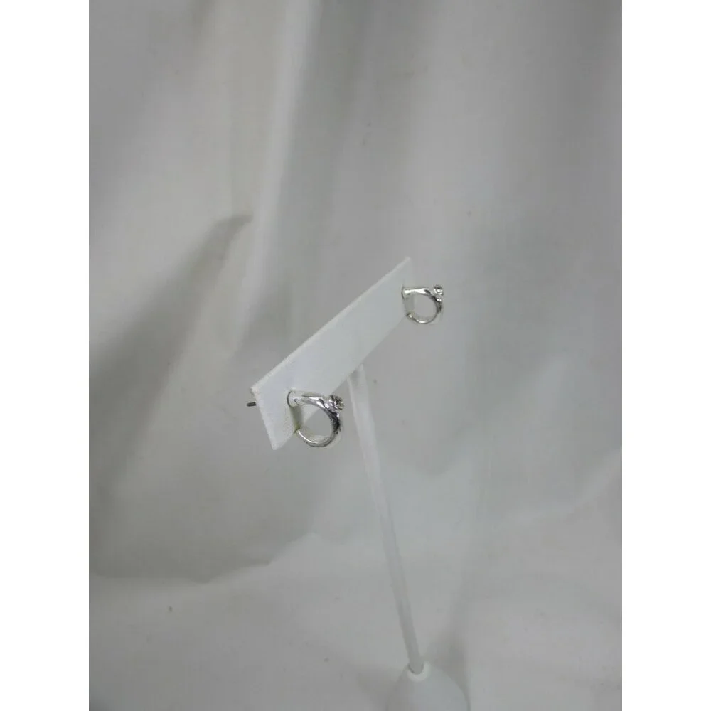 Vintage Silvertone Huggie Pierced Earring Hoop Silver Tone 52181 - Picture 4 of 7